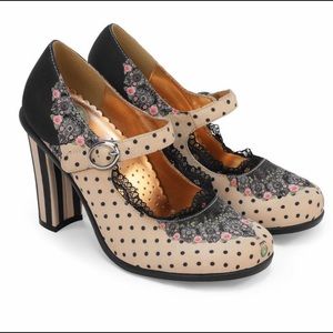 New Hot Chocolate high heel size 9